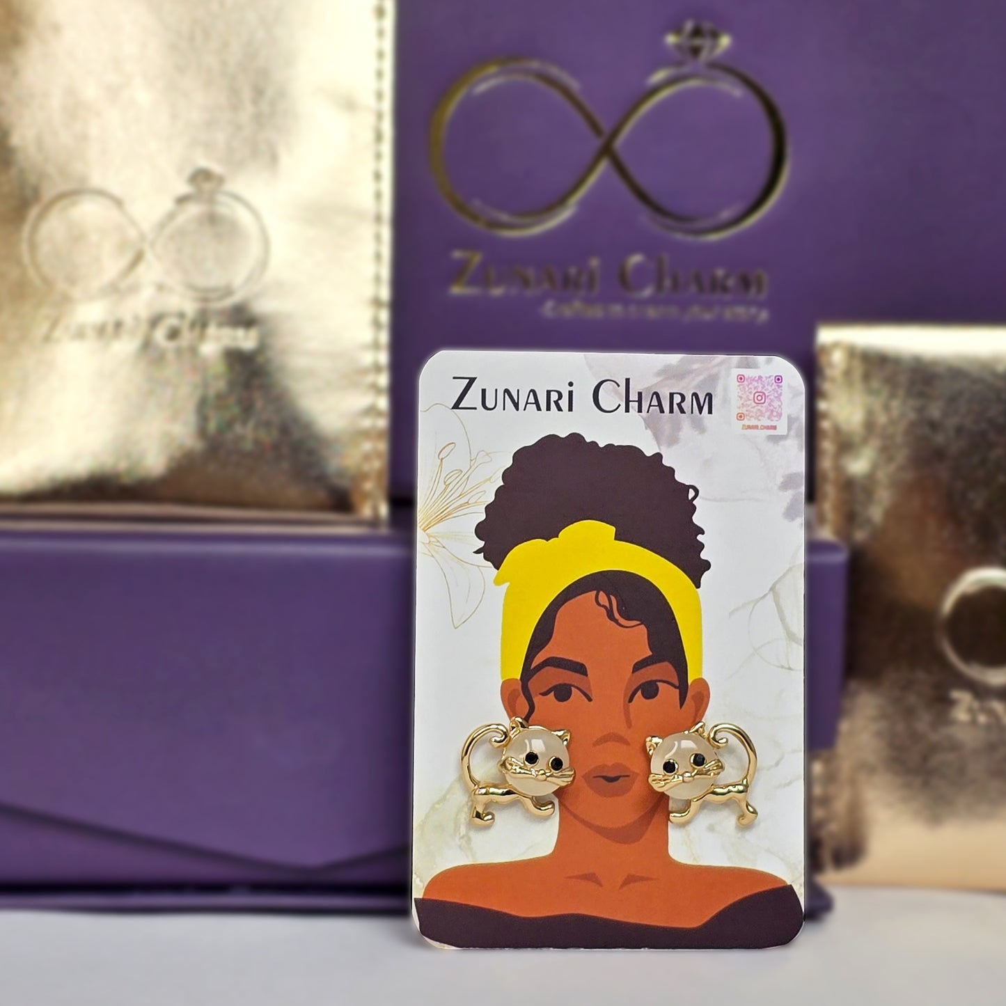Zunari Charm cat earrings packaging premium