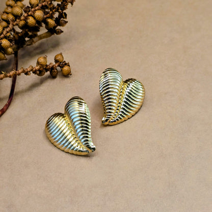 Striped Ribbed Gold Heart Stud Earrings | Anti-Tarnish & Waterproof