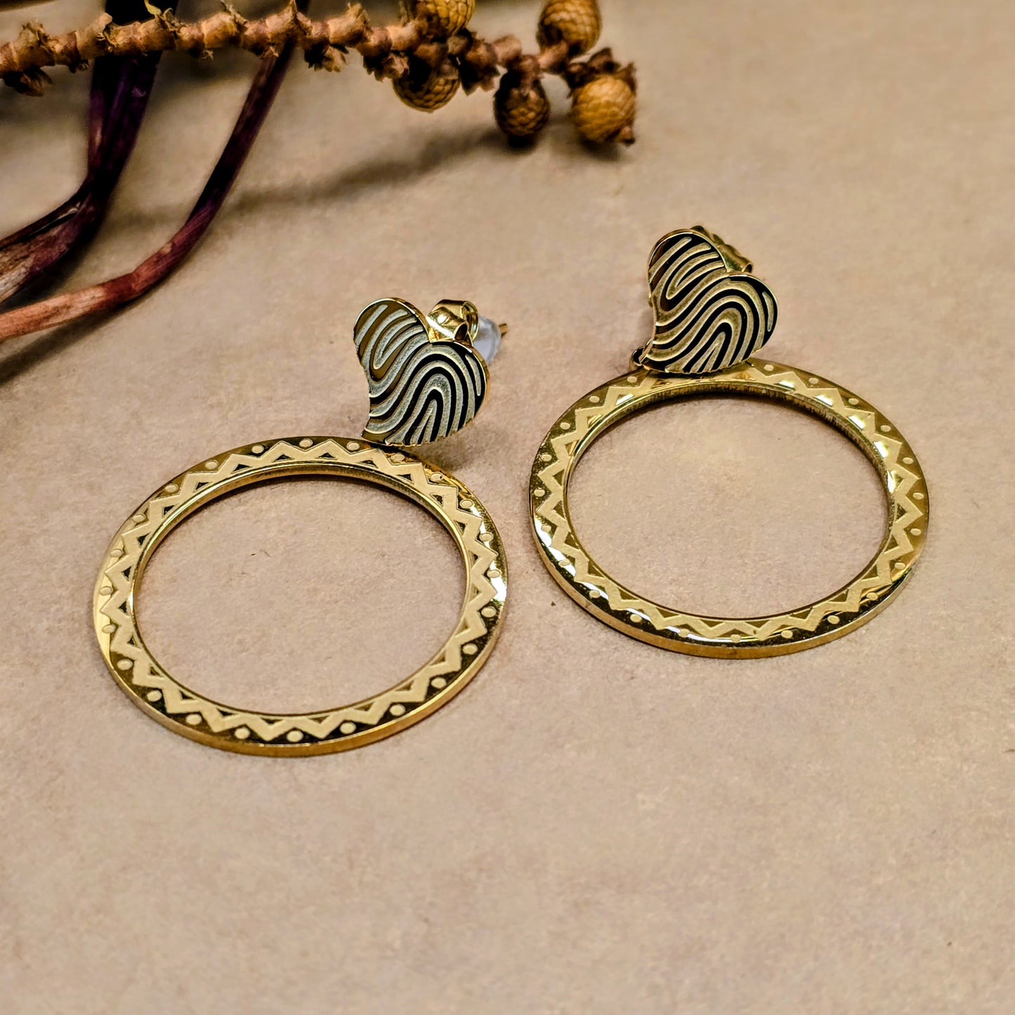 Etched Heart 3-in-1 Multi-Style Drop Earrings | Anti-Tarnish Gold Jewelry