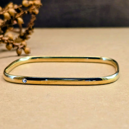 Sleek Rectangle Solitaire Bangle – Minimalist Geometric Gold Cuff