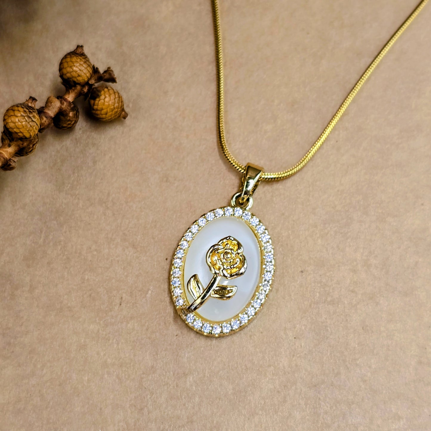 Opal Flower Pendant Chain – Gold-Plated Floral Necklace