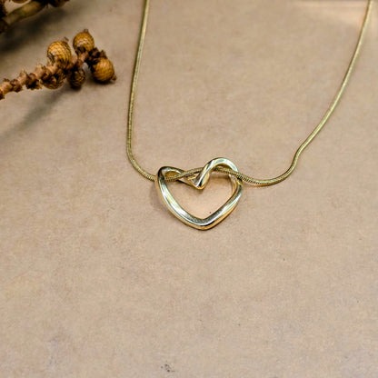 Minimalist Twisted Open Heart Pendant Necklace - Gold Plated