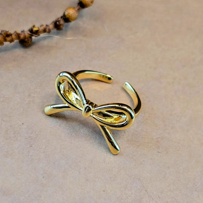 Bow Knot Ring – Chic Adjustable Gold Anti-Tarnish Band