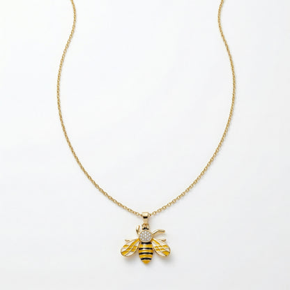 Anti tarnish bee pendant necklace gold chain white background