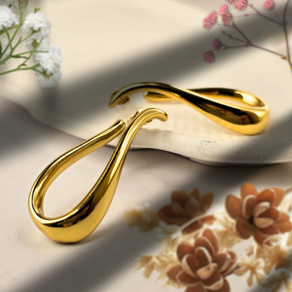 fluid shape gold drop earrings anti tarnish jewelry