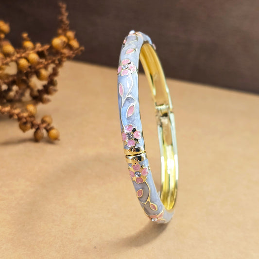 Fleur Enamel Bangle Grey – Floral Gold Bracelet