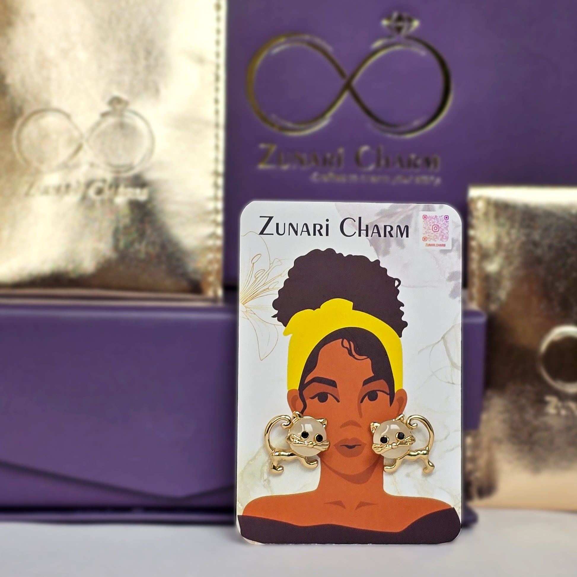 Zunari Charm cat earrings packaging premium