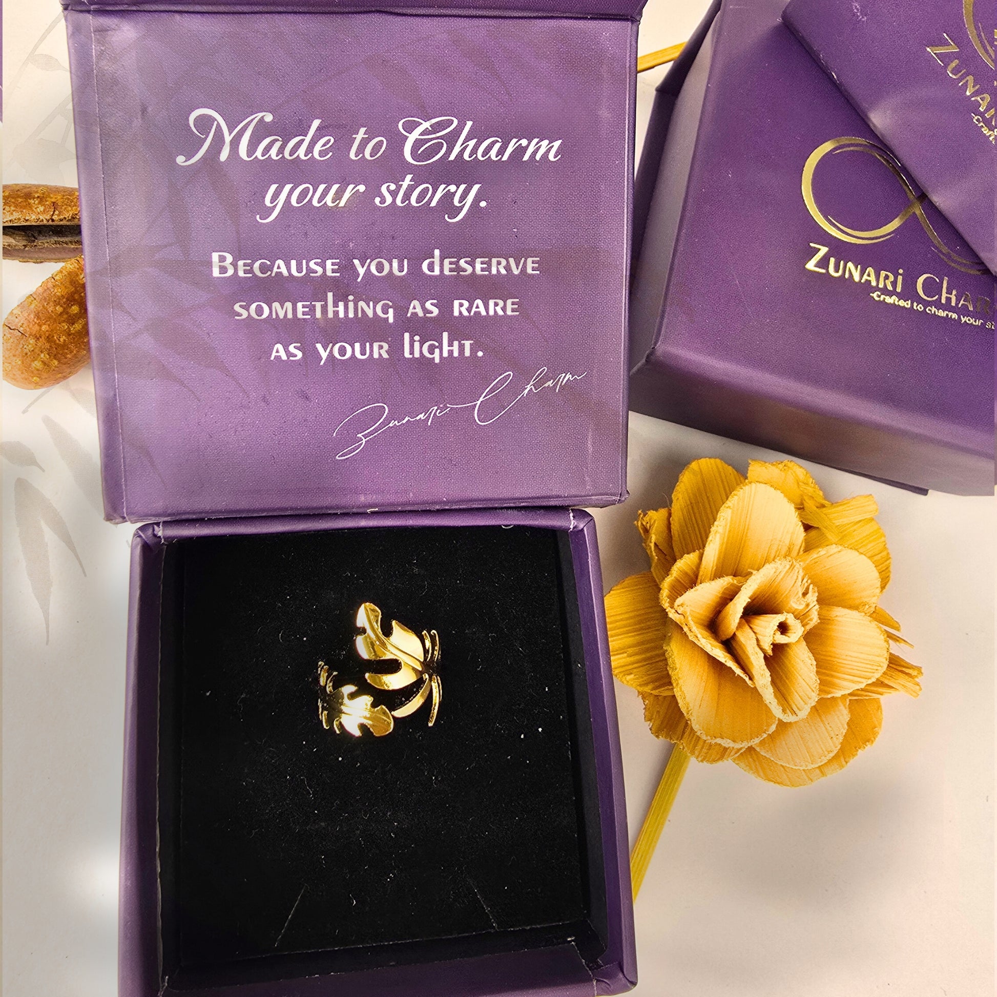 zunari charm palm leaf ring premium packaging